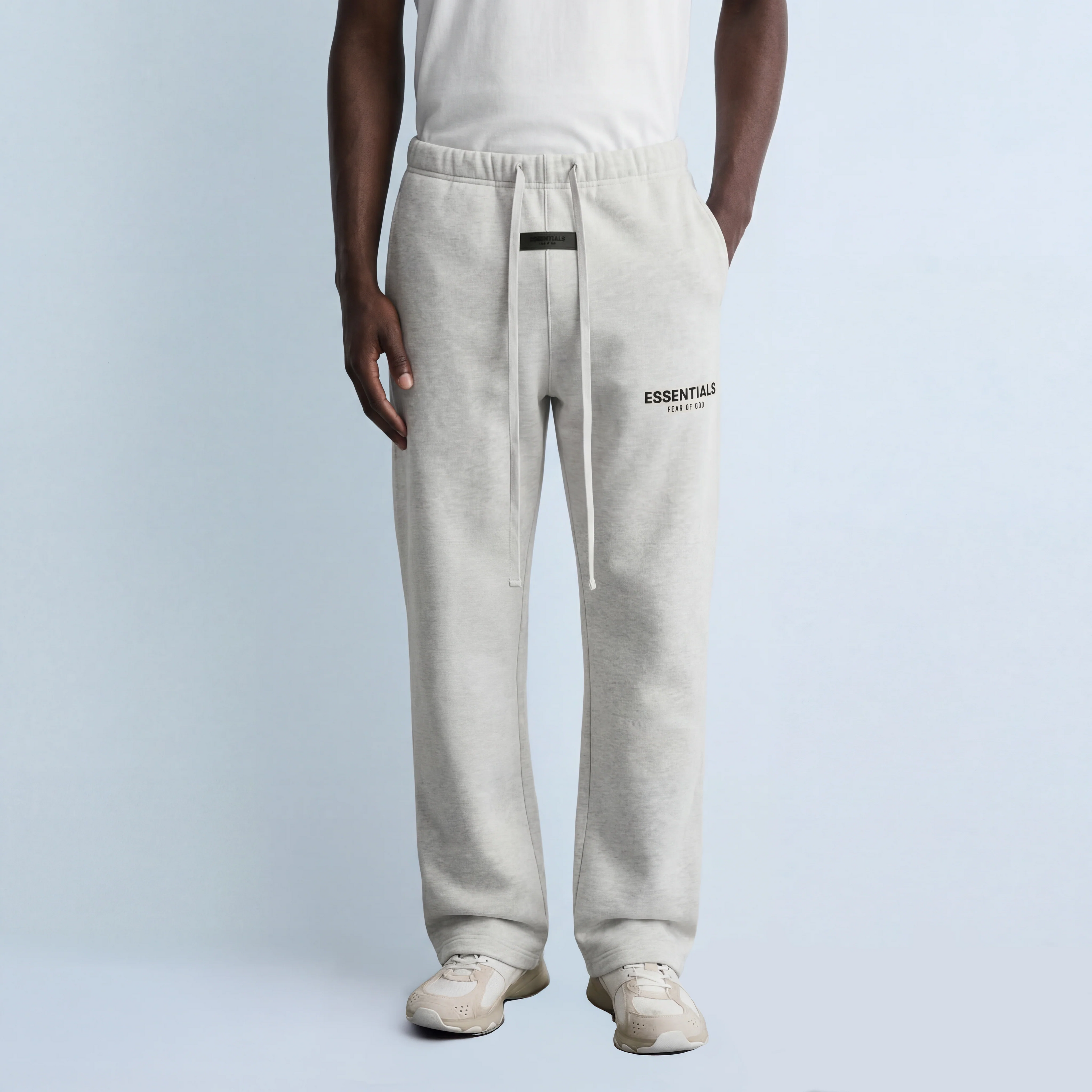 Fear of God Essentials Relaxed Sweatpants(SS22) 'Light Oatmeal'