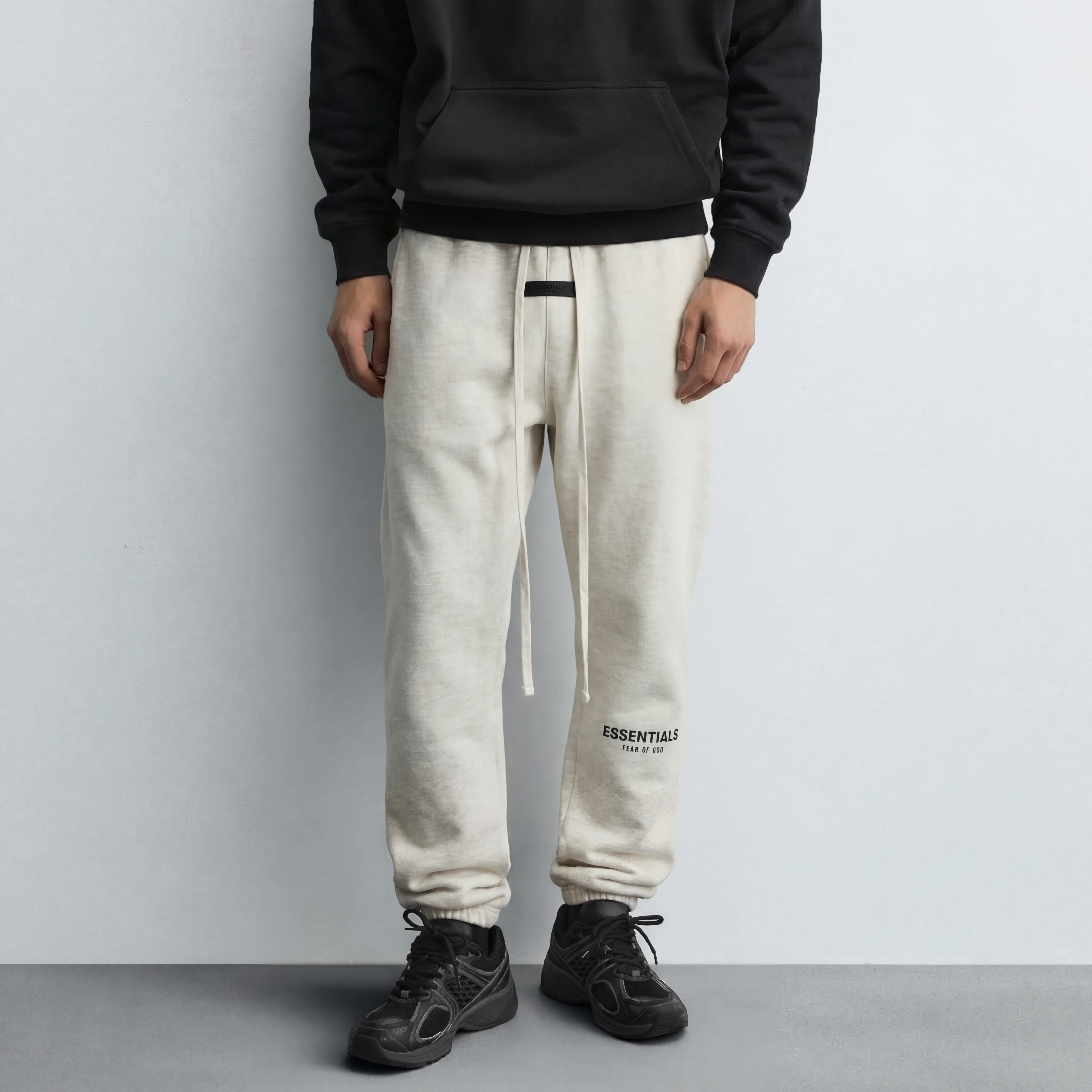 Fear of God Essentials Sweatpants (SS22)'Light Oatmeal'